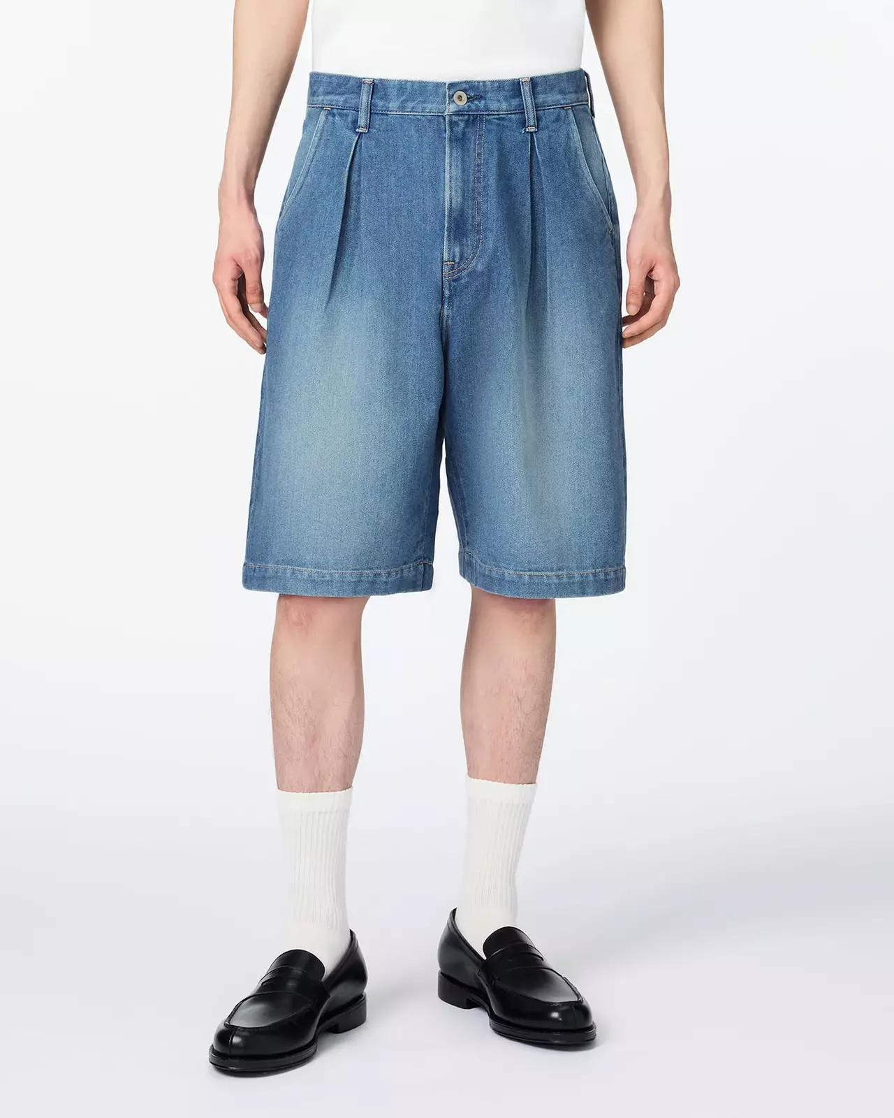 MEN | Light Tuck Shorts 9oz Medium Indigo,MEDIUM INDIGO, large image number 0