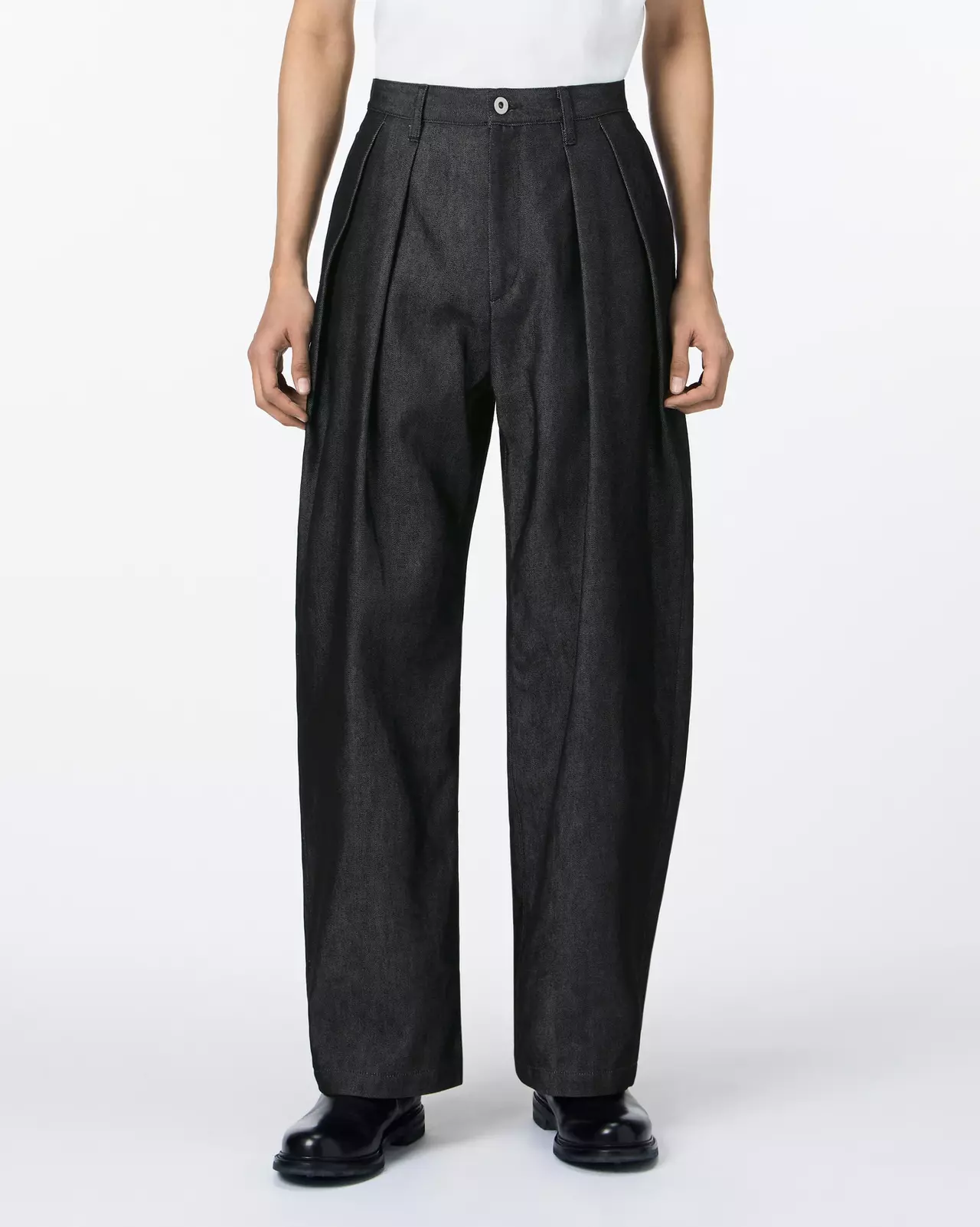 MEN | Light Two Tuck Loose Trousers 9oz Black,BLACK, large image number 0