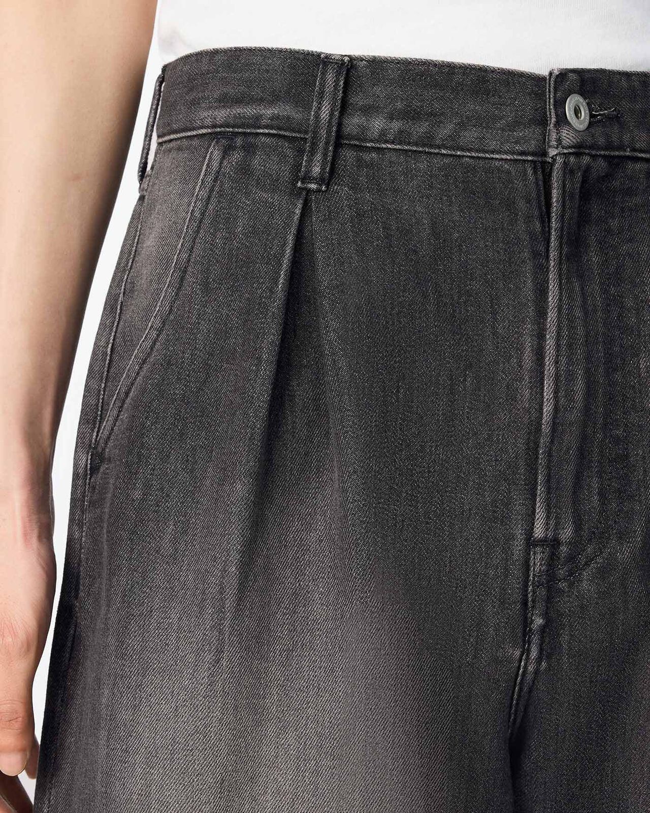 MEN | Light Tuck Shorts 9oz Washed Black,WASHED BLACK, large image number 3