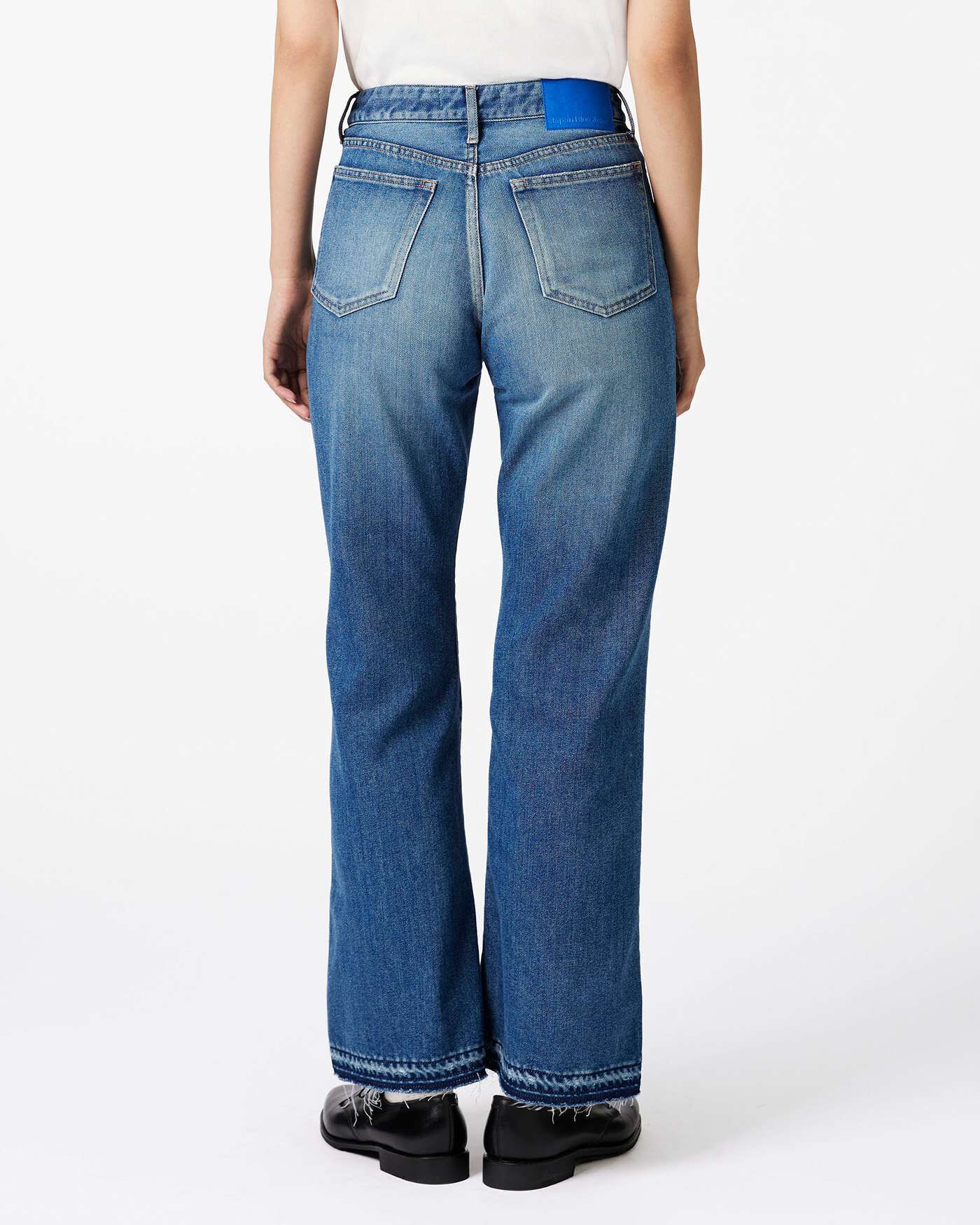 WOMEN | Light Flare Jeans 9oz Medium Indigo