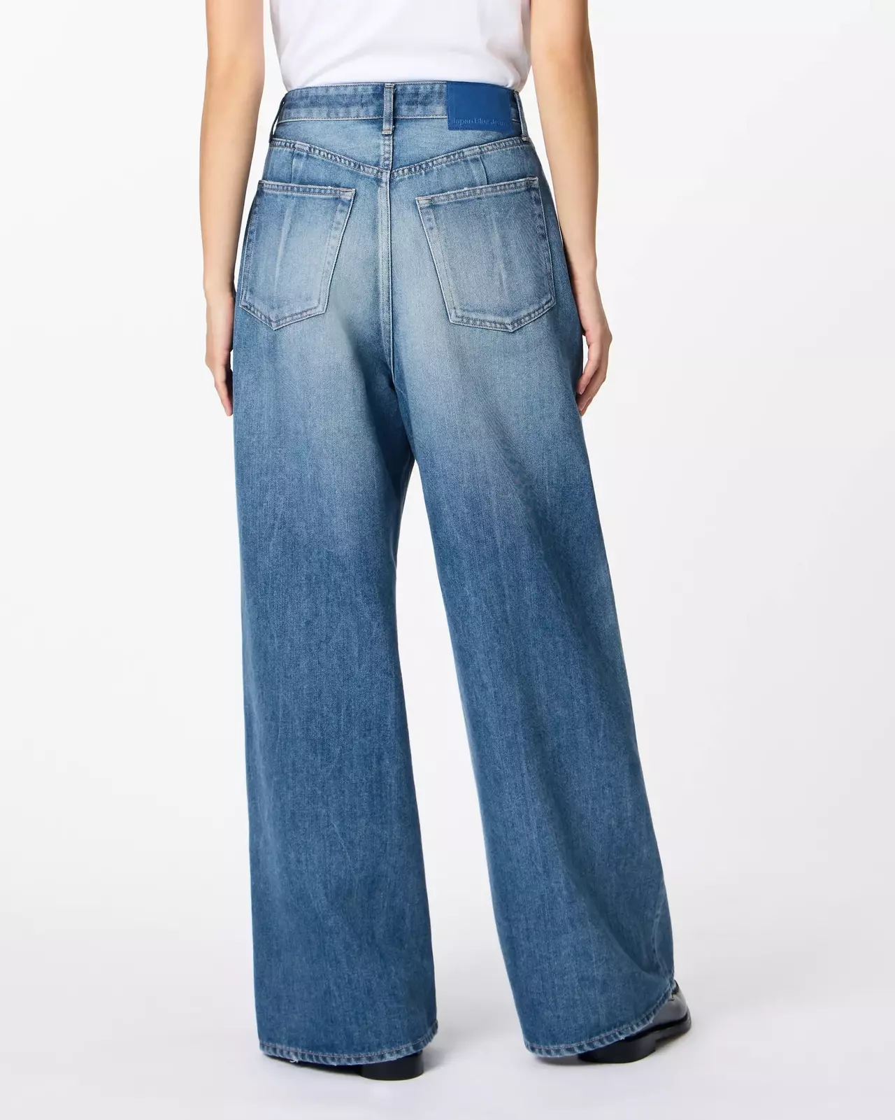 WOMEN | Light Loose Jeans 9oz Medium Indigo,MEDIUM INDIGO, large image number 2